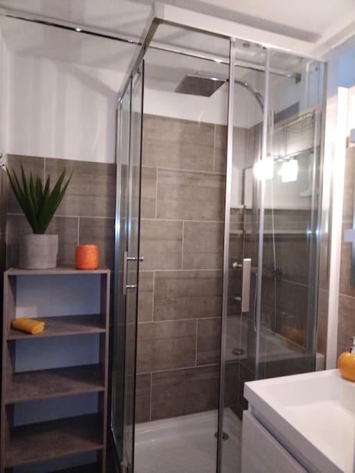Appartement Dans Une Residence Calme Сен-Лари-Сулан Екстериор снимка