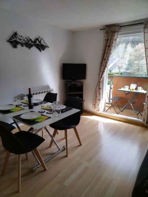 Appartement Dans Une Residence Calme Сен-Лари-Сулан Екстериор снимка